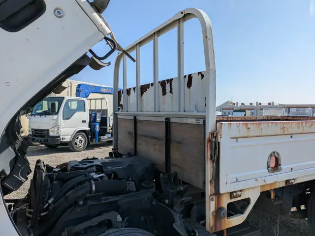 いすゞ エルフ TKG-NJR85A(2WD)の写真31