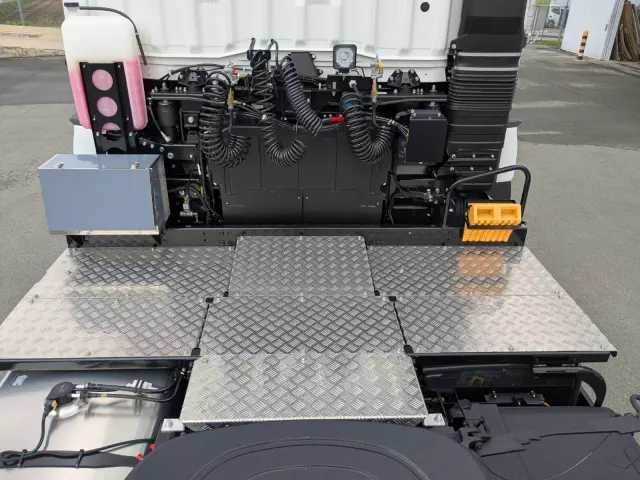 三菱 スーパーグレート 2RG-FP84VDR(2WD)の写真16