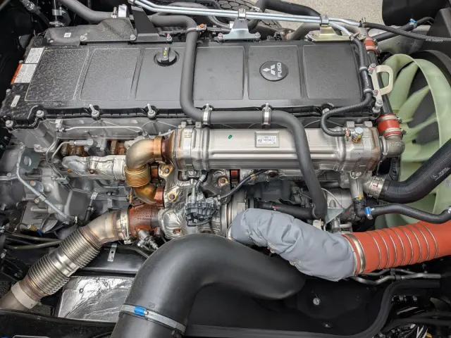 三菱 スーパーグレート 2RG-FP84VDR(2WD)の写真32