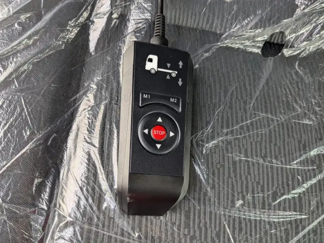 三菱 スーパーグレート 2RG-FP84VDR(2WD)の写真24