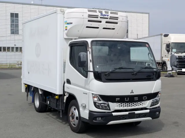 三菱 キャンター 2PG-FBAV0(2WD)の写真2