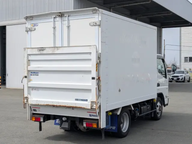 三菱 キャンター 2PG-FBAV0(2WD)の写真4
