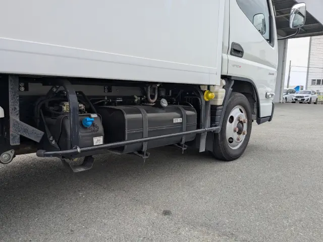 三菱 キャンター 2PG-FBAV0(2WD)の写真16