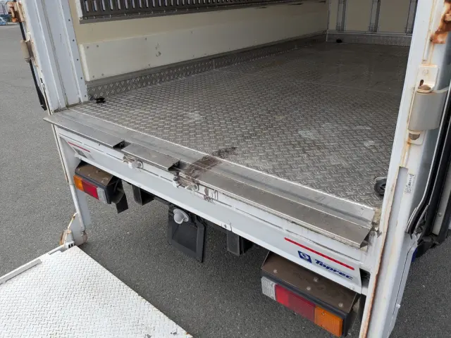 三菱 キャンター 2PG-FBAV0(2WD)の写真18