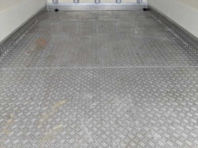 三菱 キャンター 2PG-FBAV0(2WD)の写真20