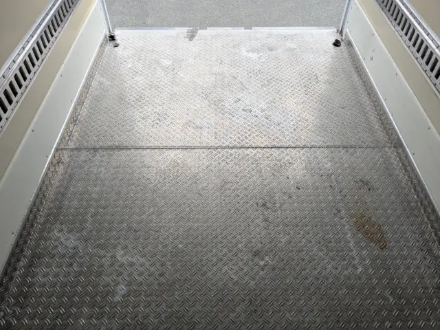 三菱 キャンター 2PG-FBAV0(2WD)の写真24