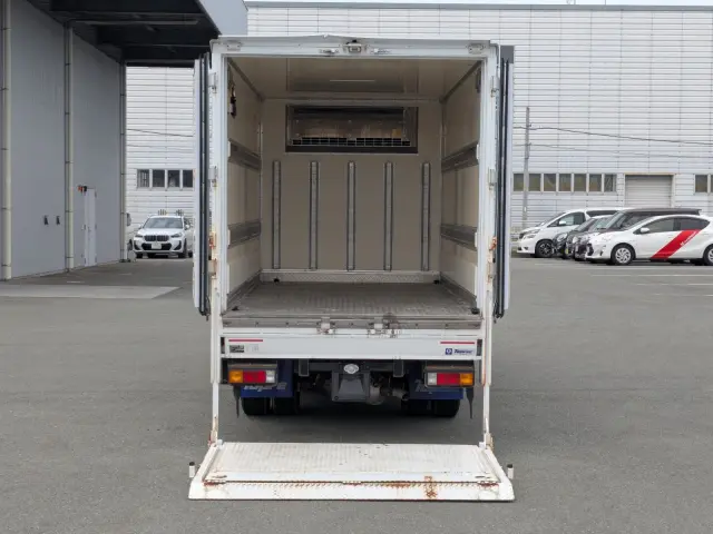 三菱 キャンター 2PG-FBAV0(2WD)の写真36