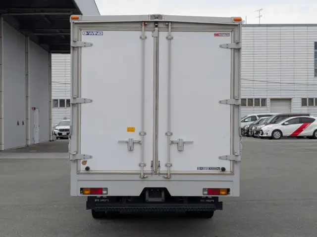 三菱 キャンター 2PG-FEB50(2WD)の写真7