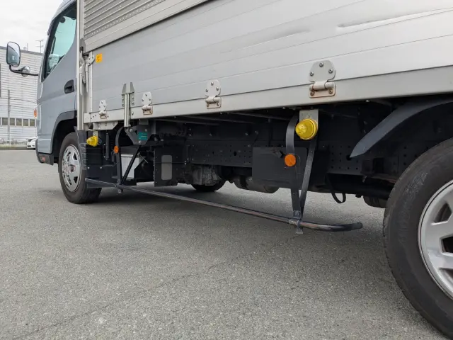 三菱 キャンター 2PG-FEB50(2WD)の写真12