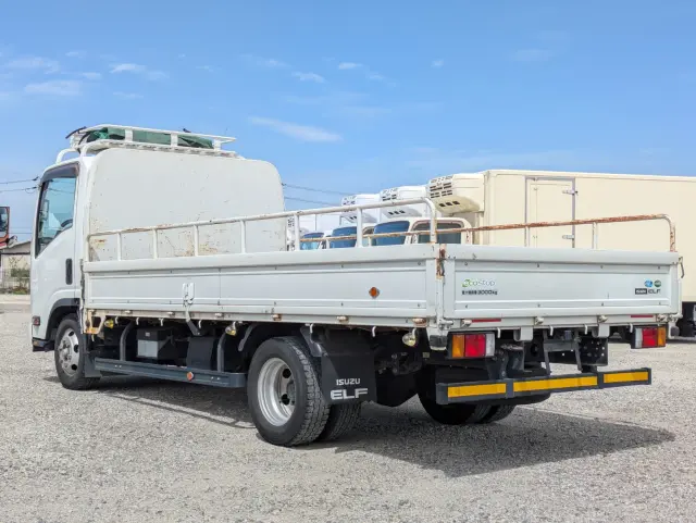 いすゞ エルフ 2RG-NPR88AR(2WD)の写真5