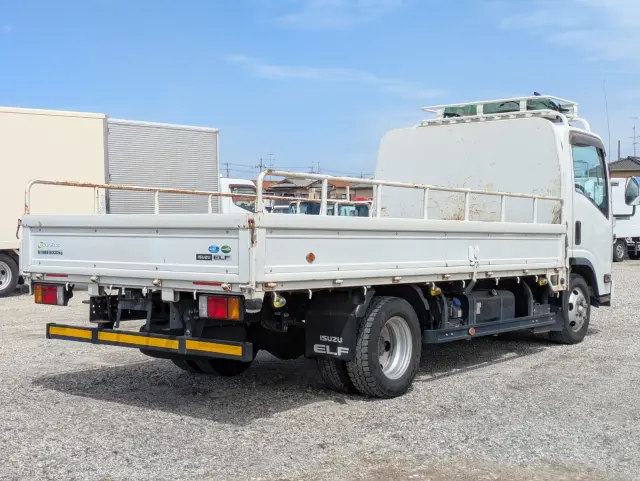 いすゞ エルフ 2RG-NPR88AR(2WD)の写真7