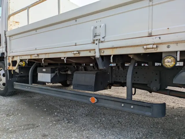 いすゞ エルフ 2RG-NPR88AR(2WD)の写真20