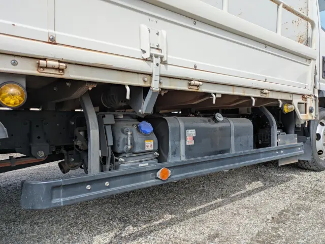 いすゞ エルフ 2RG-NPR88AR(2WD)の写真24