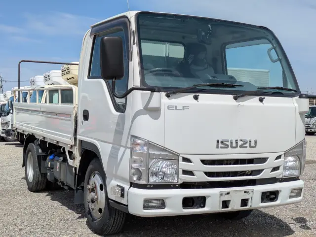 いすゞ エルフ 2RG-NJR88A(2WD)の写真2