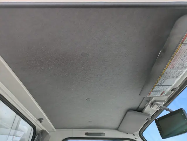 いすゞ エルフ 2RG-NJR88A(2WD)の写真26