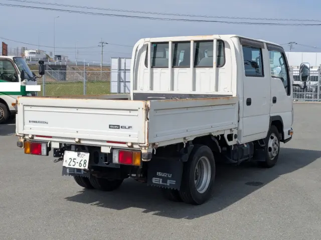 いすゞ エルフ TRG-NJR85A(2WD)の写真4