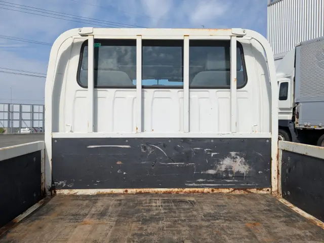 いすゞ エルフ TRG-NJR85A(2WD)の写真12