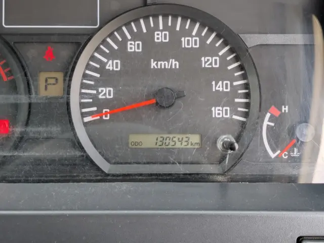 いすゞ エルフ TRG-NJR85A(2WD)の写真23