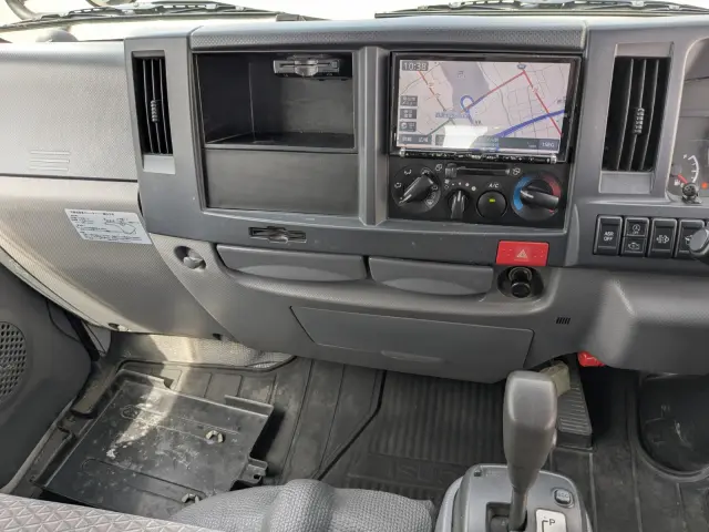 いすゞ エルフ TRG-NJR85A(2WD)の写真24