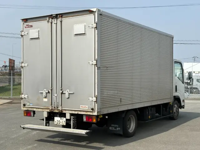 いすゞ エルフ TKG-NPR85AN(2WD)の写真4