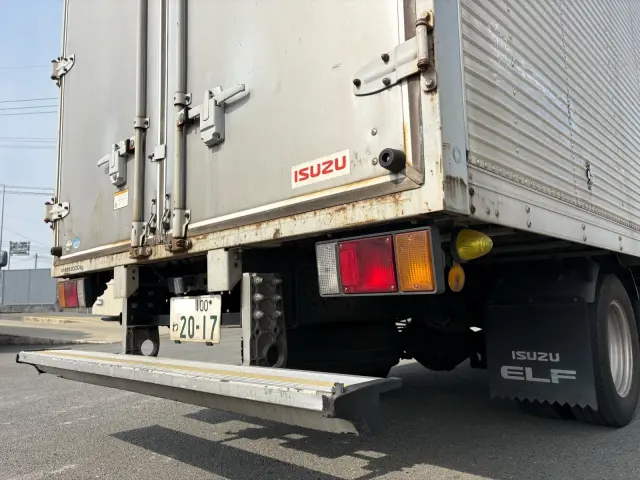 いすゞ エルフ TKG-NPR85AN(2WD)の写真6