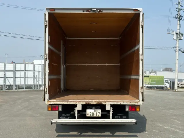 いすゞ エルフ TKG-NPR85AN(2WD)の写真8