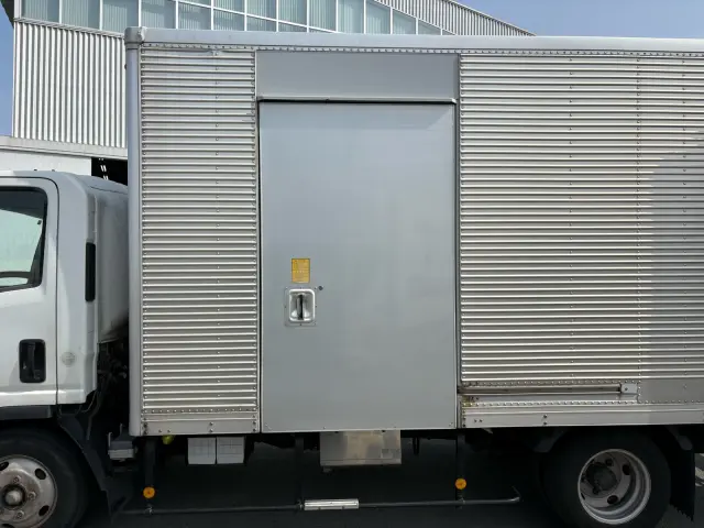 いすゞ エルフ TKG-NPR85AN(2WD)の写真12