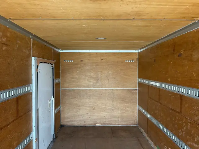 いすゞ エルフ TKG-NPR85AN(2WD)の写真19