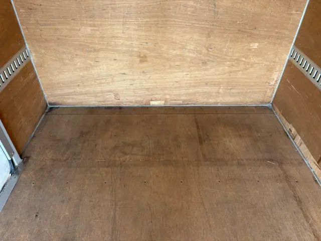 いすゞ エルフ TKG-NPR85AN(2WD)の写真20