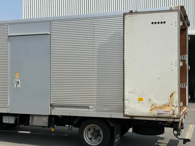 いすゞ エルフ TKG-NPR85AN(2WD)の写真30