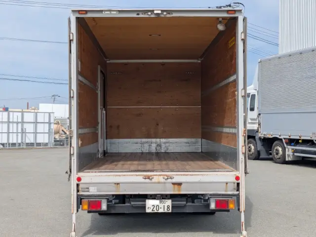 いすゞ エルフ TKG-NPR85AN(2WD)の写真9