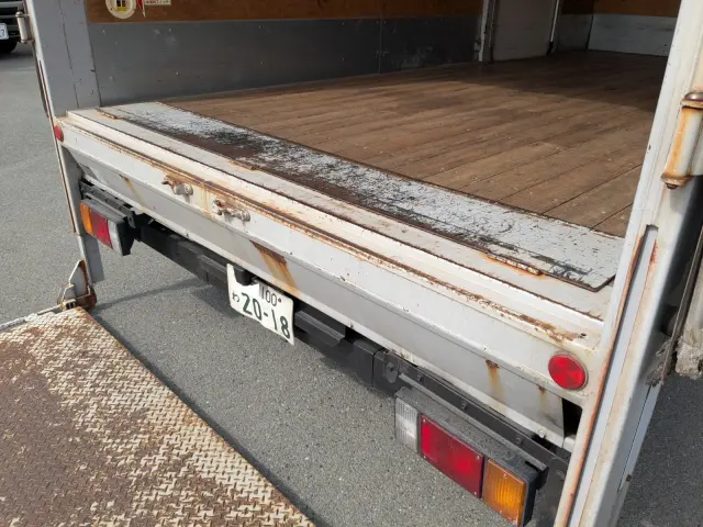 いすゞ エルフ TKG-NPR85AN(2WD)の写真10