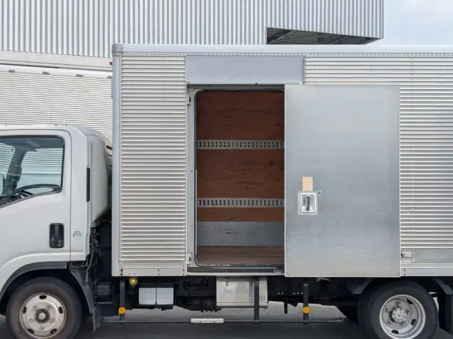 いすゞ エルフ TKG-NPR85AN(2WD)の写真29