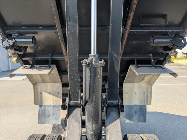 いすゞ フォワード PA-FSR34G4Z(2WD)の写真30