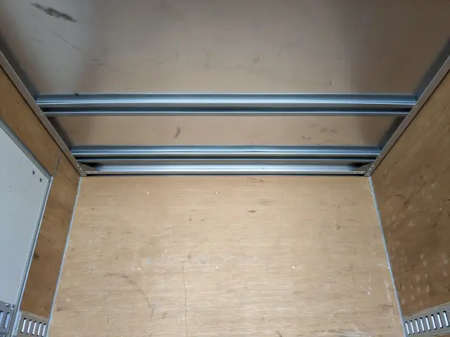 いすゞ エルフ TPG-NLR85AN(2WD)の写真14