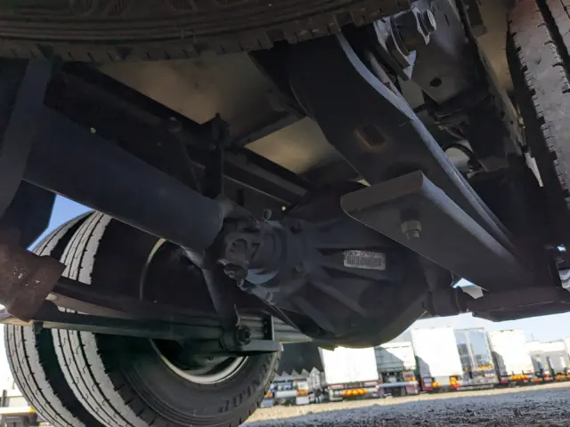 いすゞ エルフ TPG-NLR85AN(2WD)の写真22