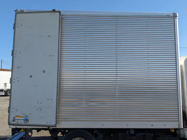 いすゞ エルフ TPG-NLR85AN(2WD)の写真32