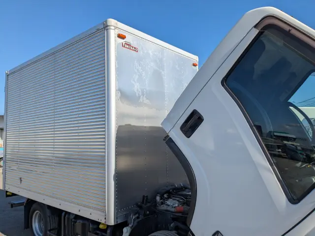 いすゞ エルフ TPG-NLR85AN(2WD)の写真45