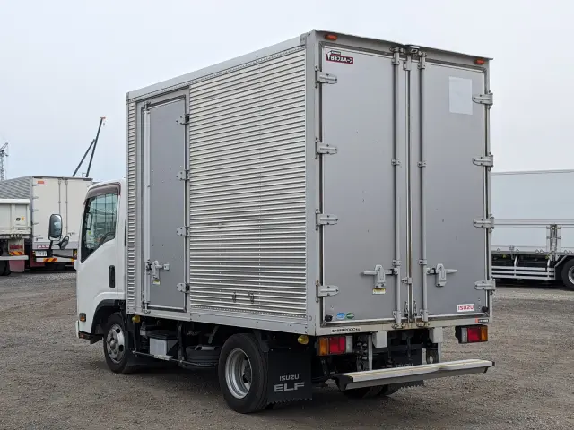 いすゞ エルフ TPG-NLR85AN(2WD)の写真3