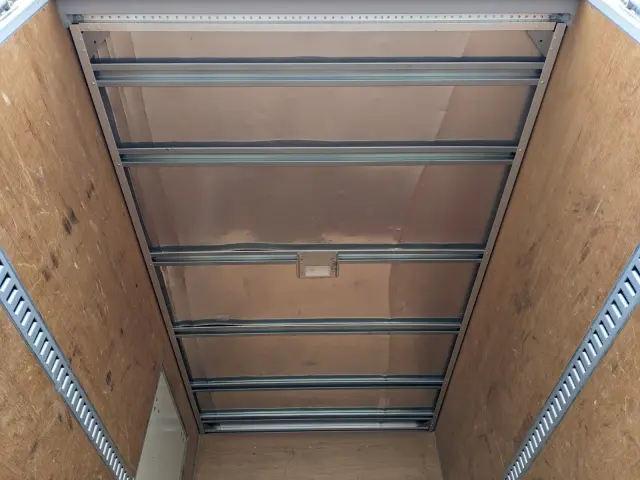 いすゞ エルフ TPG-NLR85AN(2WD)の写真12