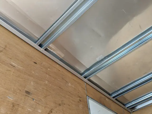 いすゞ エルフ TPG-NLR85AN(2WD)の写真14