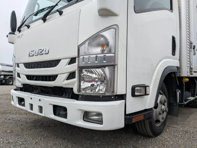 いすゞ エルフ TPG-NLR85AN(2WD)の写真25