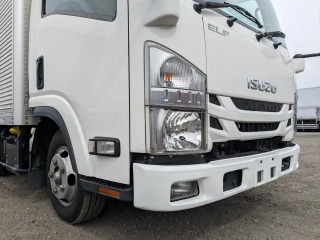 いすゞ エルフ TPG-NLR85AN(2WD)の写真26