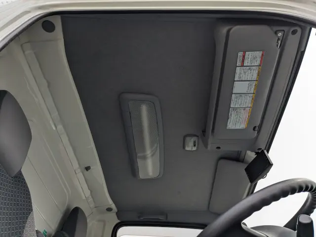 いすゞ エルフ TPG-NLR85AN(2WD)の写真40