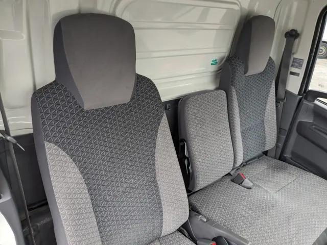 いすゞ エルフ TPG-NLR85AN(2WD)の写真41