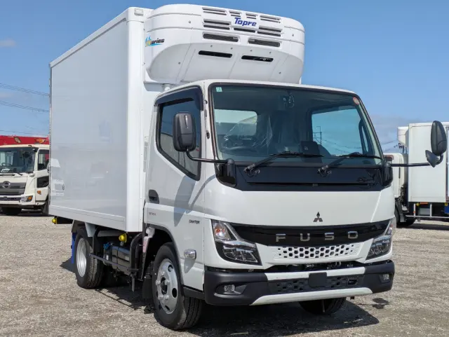 三菱 キャンター 2RG-FBAV0(2WD)の写真2