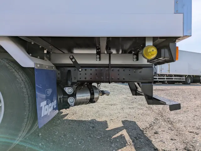 三菱 キャンター 2RG-FBAV0(2WD)の写真21