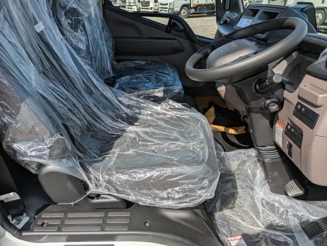 三菱 キャンター 2RG-FBAV0(2WD)の写真28