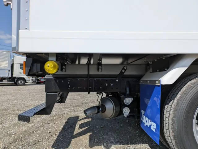 三菱 キャンター 2RG-FBAV0(2WD)の写真30