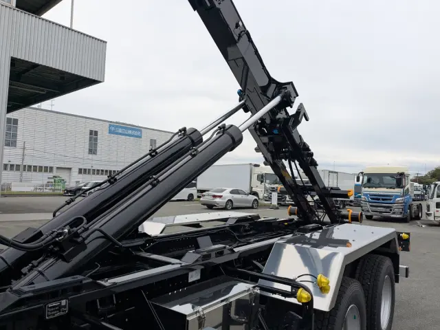 三菱 スーパーグレート 2KG-FV80VYP(6x4)の写真18